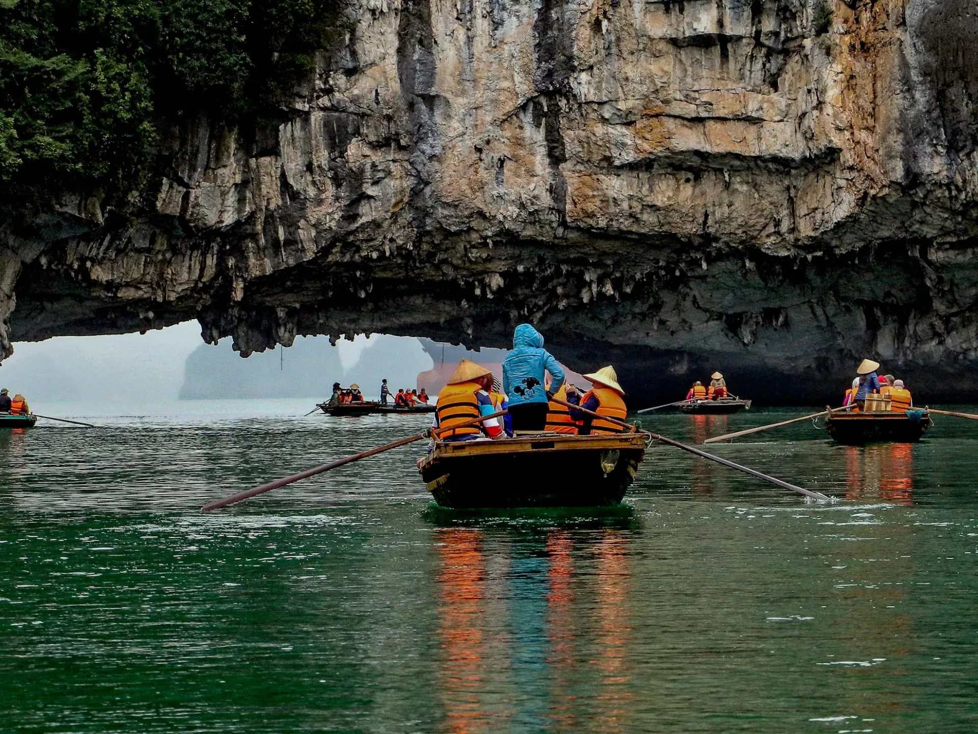 Transfer Package 3D2N Hanoi & Halong Route